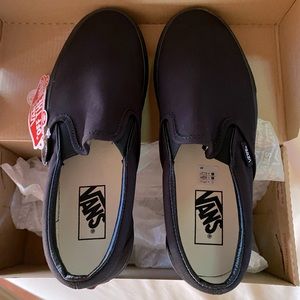 VANS - Classic Slip-Ons